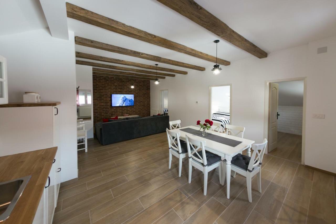 Apartamento House Smolcic Otočac Exterior foto